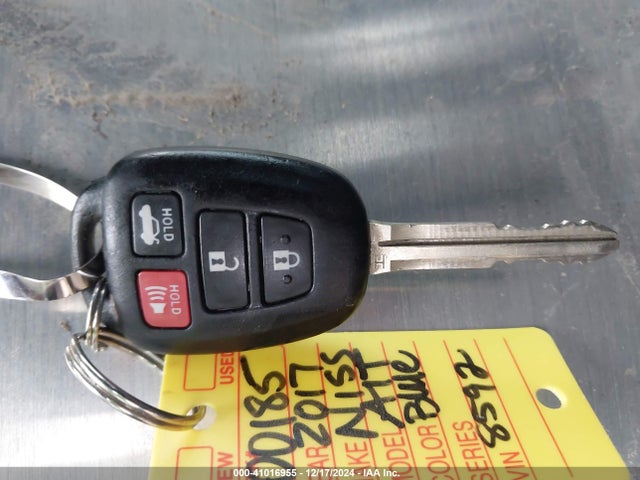 Toyota COROLLA SE 2018 5YFBURHE8JP848961 Image 11