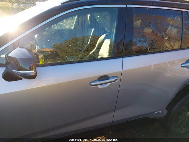 4T3E6RFV0NU073979 Toyota Rav4 Hybrid Xse