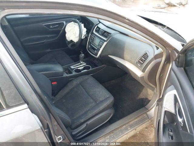 1N4AL3AP0HC141093 Nissan Altima 2.5 Sv