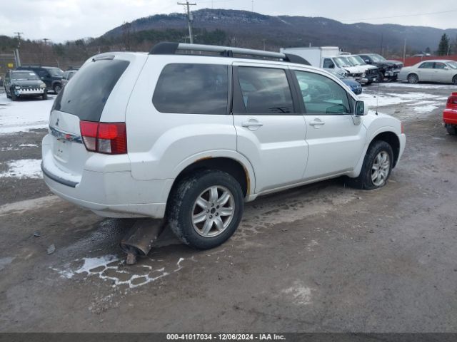 2011 MITSUBISHI ENDEAVOR 4A4JN2AS1BE033041 Photo 3