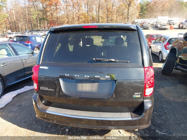 2C4RDGEG0KR512571 Dodge Grand Caravan Gt