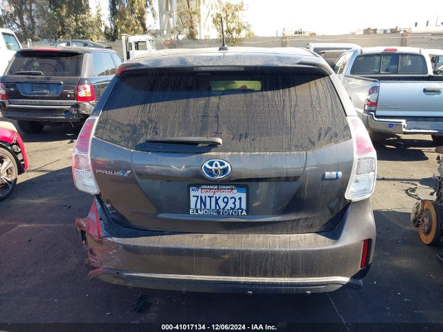 Toyota Prius V Four 2016 JTDZN3EU7GJ043079 Image 17