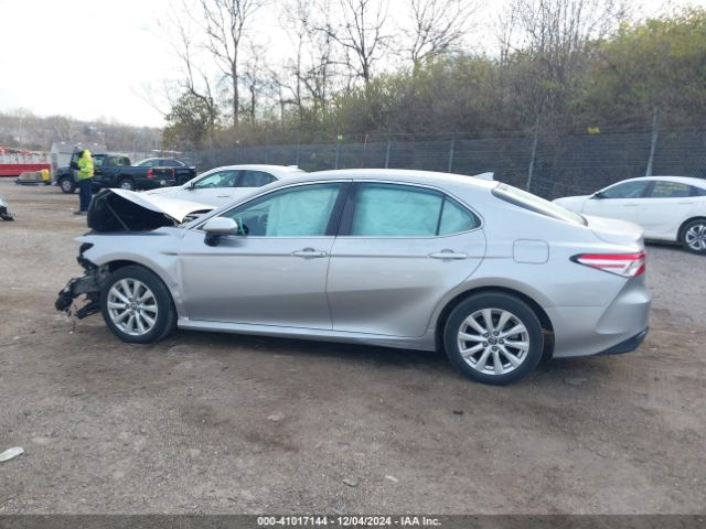4T1C11AK8LU933184 Toyota CAMRY LE
