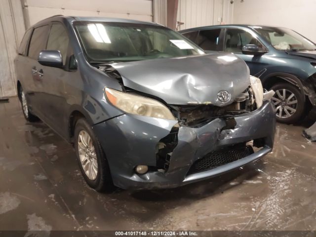 5TDYK3DC8FS635363 Toyota Sienna Xle/limited