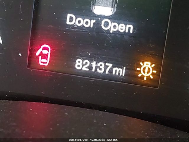 ZACCJBBT5FPC38880 Jeep Renegade Latitude