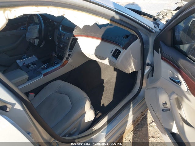 2010 CADILLAC CTS 1G6DS5EV4A0120689 Photo 4