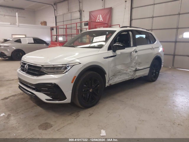 3VV8B7AX6NM149374 Volkswagen Tiguan 2.0t Se R-line Black