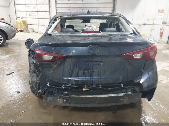 3MZBN1V32JM236325 Mazda Mazda3 Touring