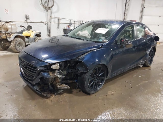 3MZBN1V32JM236325 Mazda Mazda3 Touring