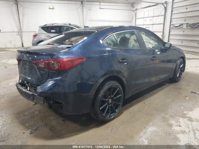 3MZBN1V32JM236325 Mazda Mazda3 Touring
