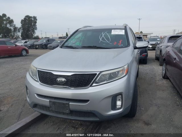 5XYKT4A61FG612933 KIA SORENTO LX