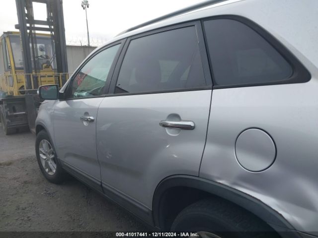 5XYKT4A61FG612933 KIA SORENTO LX