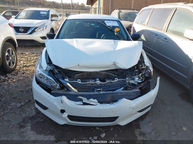 Nissan Altima 2.5 S 2018 1N4AL3AP7JC188403 Image 12