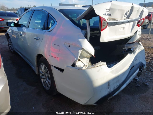 Nissan Altima 2.5 S 2018 1N4AL3AP7JC188403 Image 3