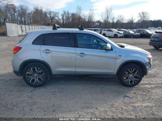 JA4AP3AUXHZ048108 Mitsubishi Outlander Sport 2.0 Es