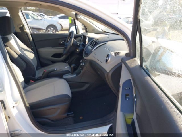3GNCJKSB6FL199899 Chevrolet Trax 1ls