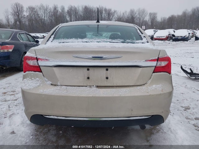 Chrysler 200 Touring 2014 1C3CCBBB0EN179783 Image 15