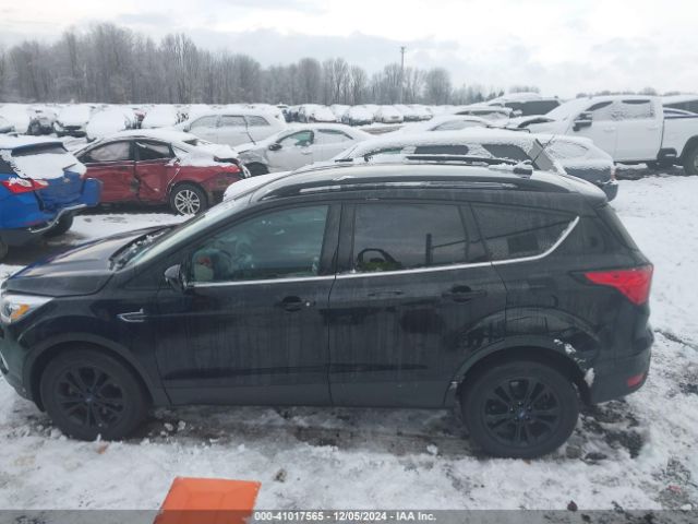 1FMCU9HD6KUB42874 Ford ESCAPE SEL