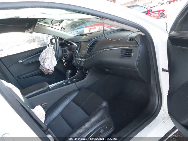 Chevrolet IMPALA 1LT 2017 2G1105S36H9120095 Image 5