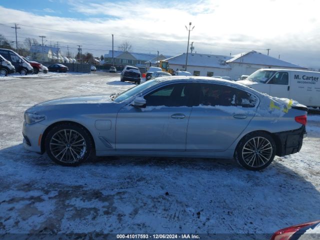 WBAJA9C5XJB251317 BMW 530e Iperformance