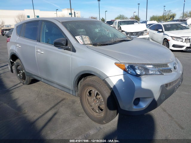 Toyota RAV4 LE 2015 2T3ZFREV3FW137226 Image 1