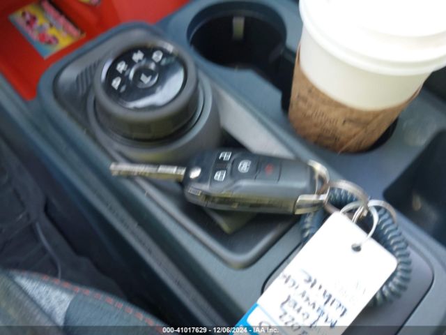 3FTTW8E30NRA28322 Ford Maverick Xlt