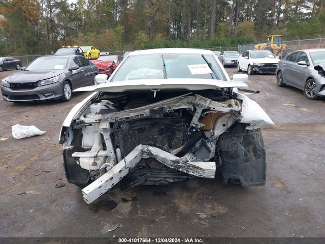 Chrysler 300 2014 2C3CCAAG0EH255342 Image 13