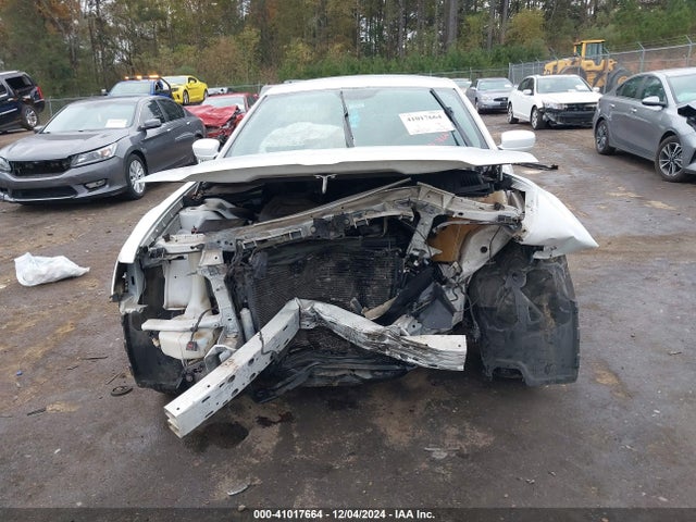 Chrysler 300 2014 2C3CCAAG0EH255342 Image 6
