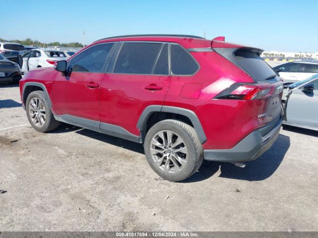 2T3C1RFV9MW173986 Toyota Rav4 Xle Premium