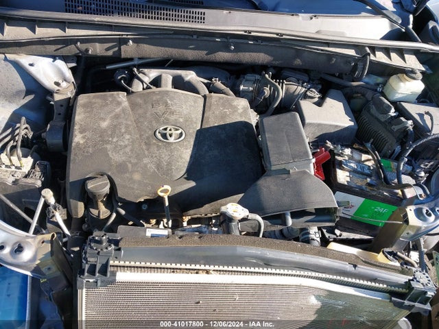 Toyota Highlander Xle 2018 5TDJZRFHXJS912158 Image 10