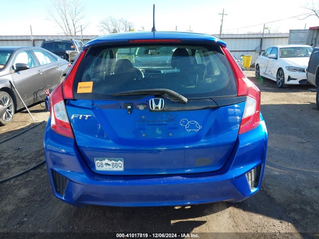 Honda FIT LX 2015 3HGGK5H57FM764974 Image 16