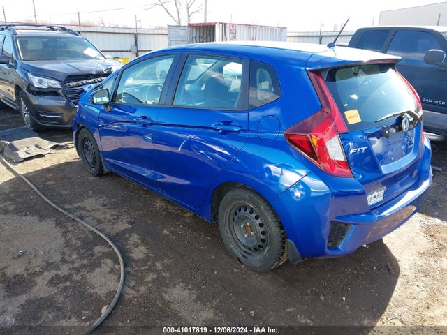 Honda FIT LX 2015 3HGGK5H57FM764974 Image 3