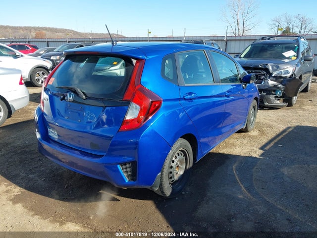 Honda FIT LX 2015 3HGGK5H57FM764974 Image 4