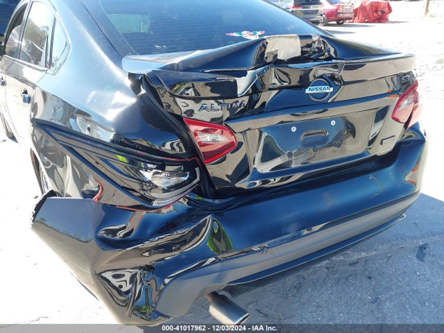 2018 Nissan Altima 2.5 Sr მანქანა იყიდება აუქციონზე, vin: 1N4AL3AP3JC238763, აუქციონის ნომერი: 41017962
