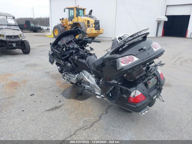 2010 HONDA GL1800 1HFSC47H4AA900596 Photo 2