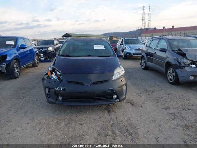 JTDKN3DUXF0404652 Toyota Prius Five