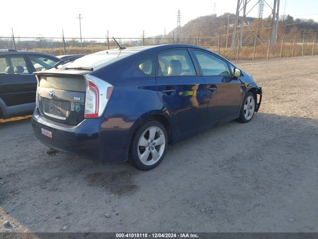 JTDKN3DUXF0404652 Toyota Prius Five