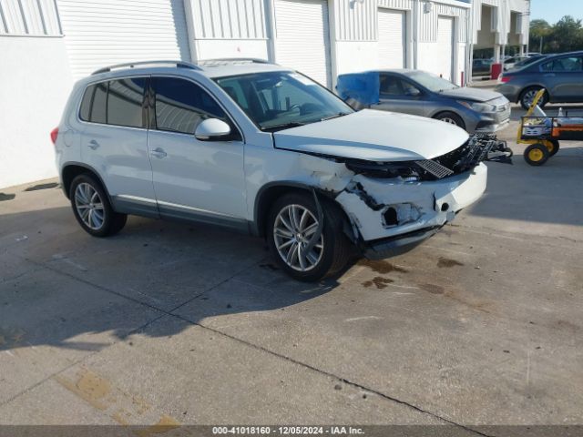 WVGAV7AX4GW027733 auction archive image