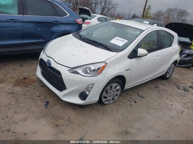 JTDKDTB34F1104483 Toyota Prius C Two