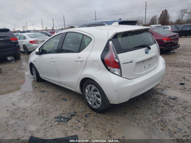 JTDKDTB34F1104483 Toyota Prius C Two