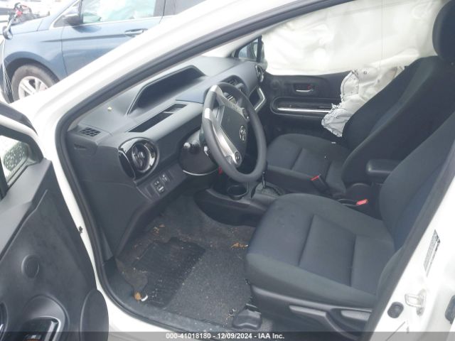 JTDKDTB34F1104483 Toyota Prius C Two