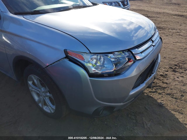 Mitsubishi Outlander Se 2015 JA4AZ3A32FZ006563 Image 12
