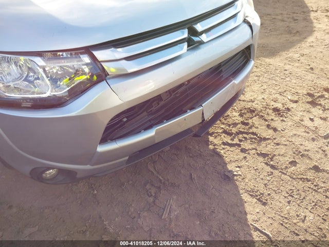 Mitsubishi Outlander Se 2015 JA4AZ3A32FZ006563 Image 13