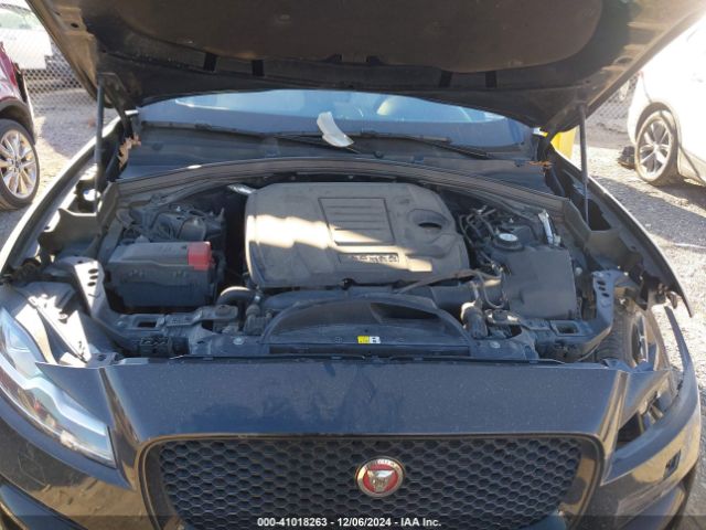 2018 JAGUAR F-PACE SADCK2FX1JA251374 Photo 9