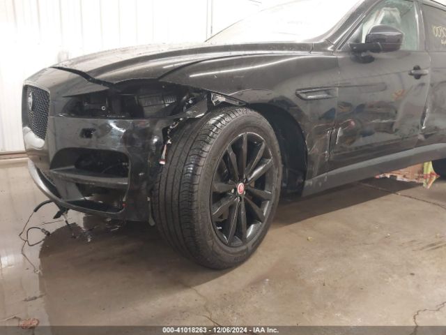2018 JAGUAR F-PACE SADCK2FX1JA251374 Photo 5