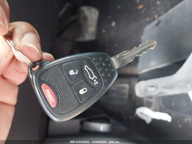 1C3CCBBG5EN118425 Chrysler 200 Touring