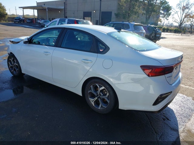 3KPF24AD5LE204009 KIA Forte Lxs