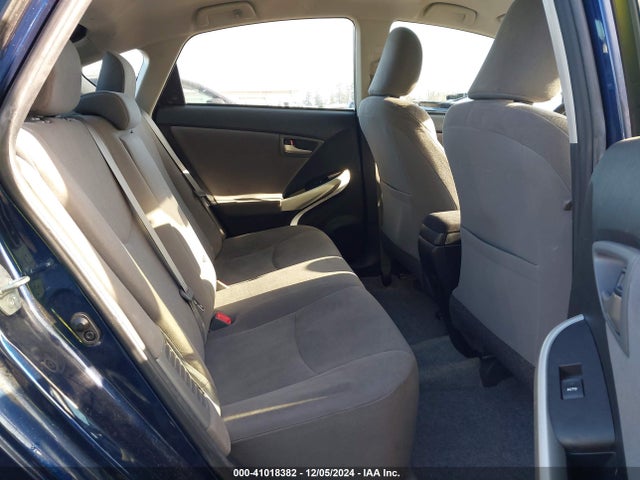 Toyota Prius Two 2015 JTDKN3DU2F1903021 Image 8