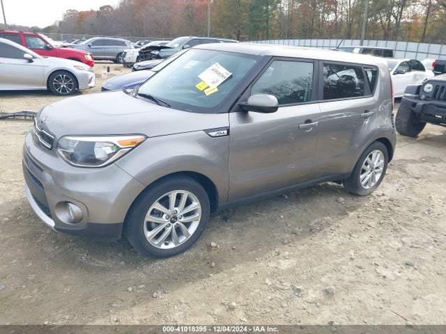 KIA SOUL + 2018 KNDJP3A58J7539650 Image 2