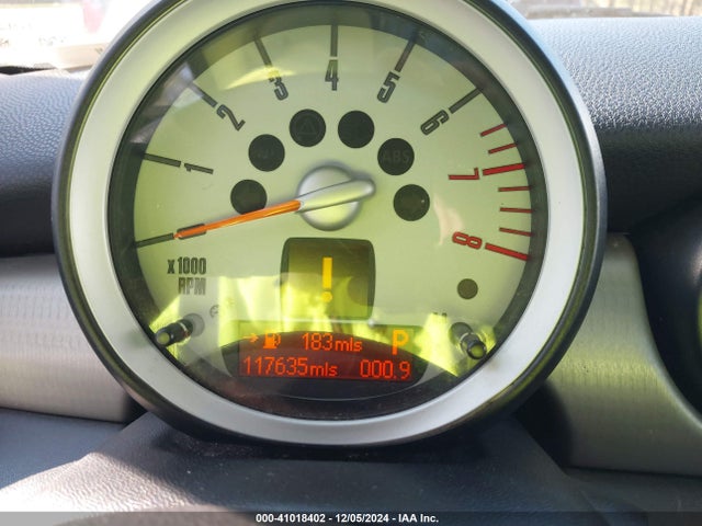 2009 MINI COOPER S WMWMF73549TW87976 Photo 6